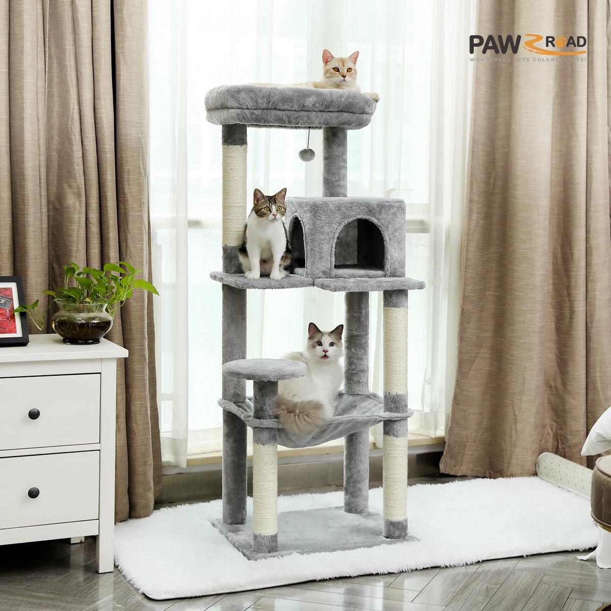 Arbre à chat anthracite 143 cm — détail du couchage haut
