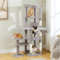 Arbre à chat beige 150 cm — en situation dans un salon