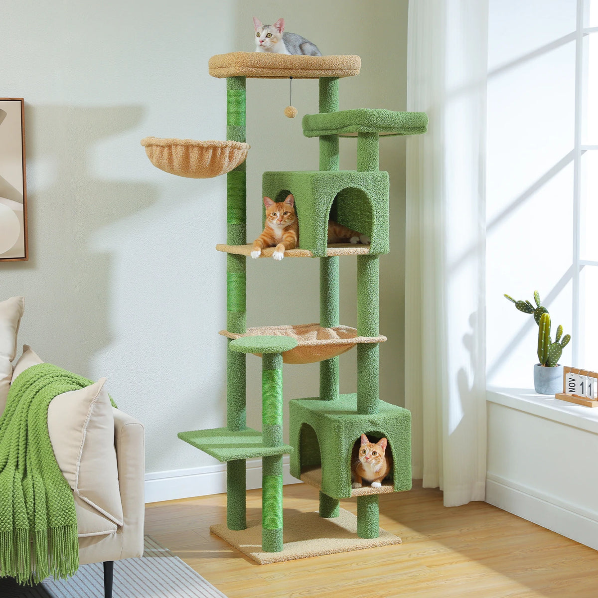 Arbre à chat beige 7 niveaux — poteau en sisal naturel