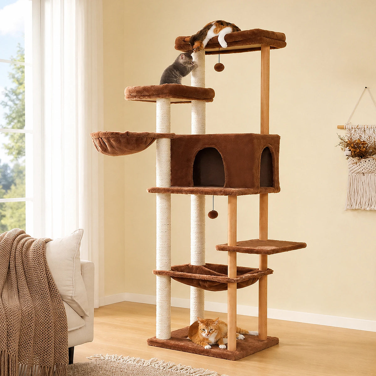 Arbre à chat beige XXL — en situation dans un salon