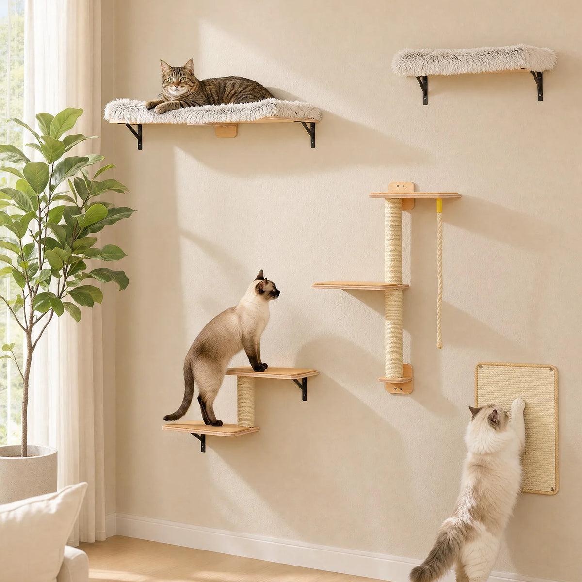 Arbre à chat mural noir — en situation dans un salon