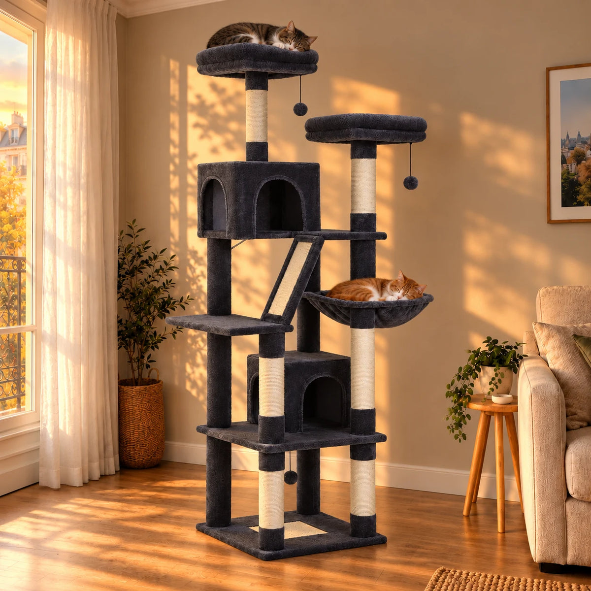 Arbre à chat Suie anthracite au coucher du soleil avec deux chats endormis