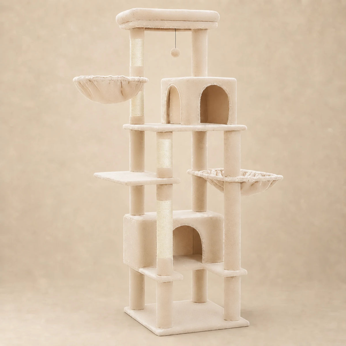 Arbre à chat beige Wheaton pour grand chat, vue entière sur fond beige