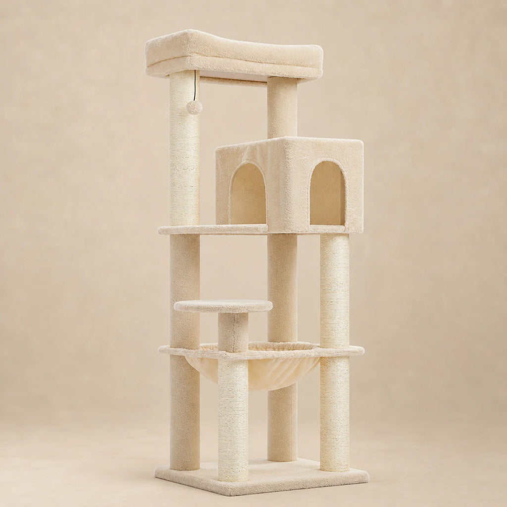Arbre à chat Froment beige pour Maine Coon de 147 cm avec niche et hamac sur fond beige