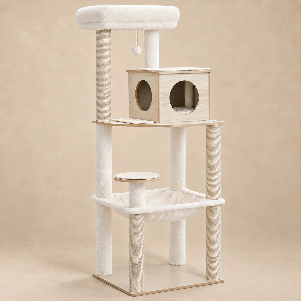 Arbre à chat Aspen bois clair et crème de 143 cm avec niche, hamac et lit haut sur fond beige