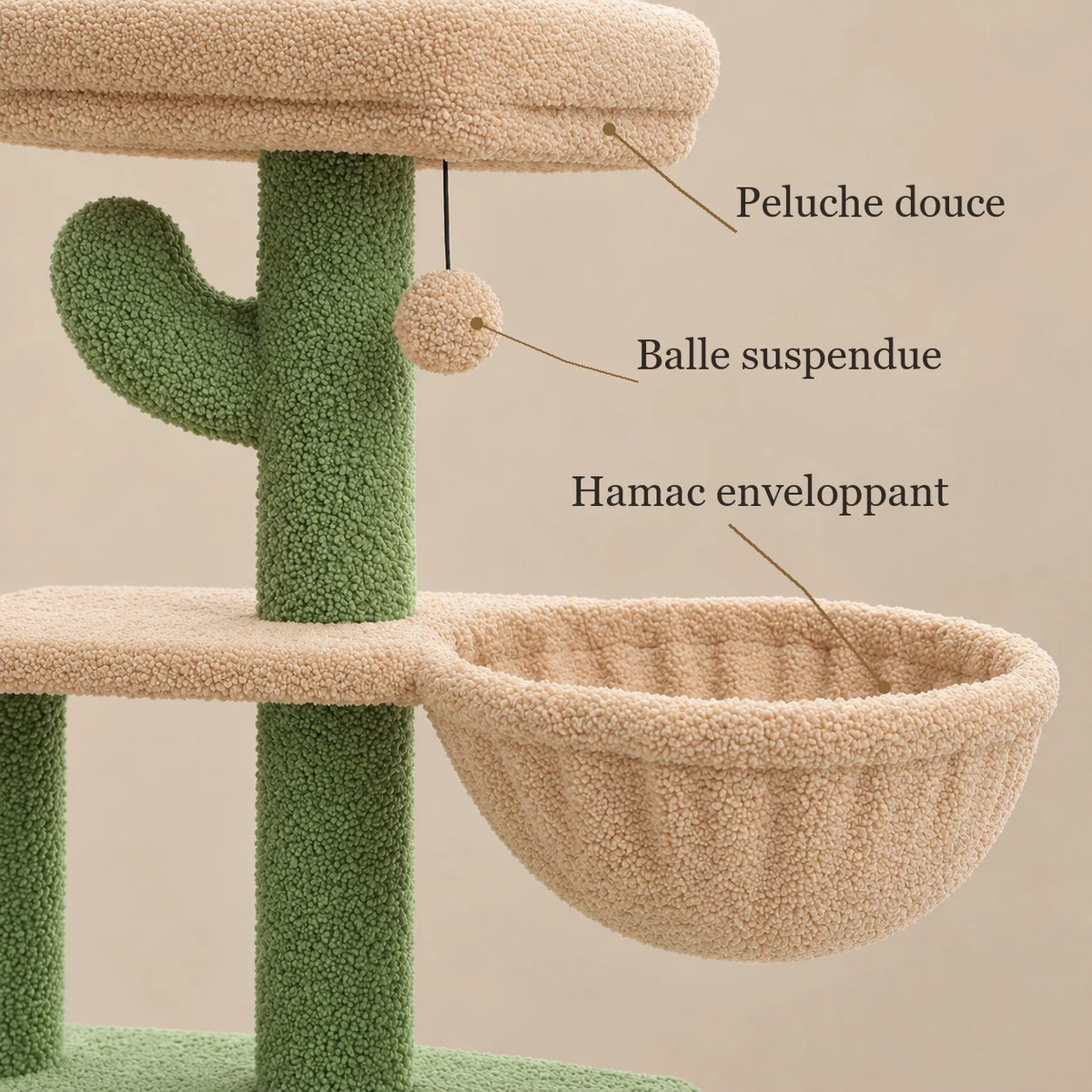 Détails du couchage en peluche bouclée et du hamac beige de l’arbre à chat Fennel