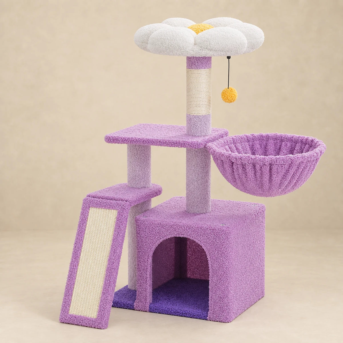 Arbre à chat violet Lilac de 80 cm avec fleur blanche, hamac, niche et rampe sur fond beige