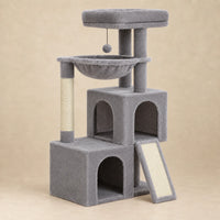 Arbre à chat Pewter gris de 104 cm avec deux niches, hamac, rampe et perchoir sur fond beige