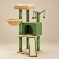 Arbre à chat Moss vert et beige avec niche, hamac et rampe sur fond beige